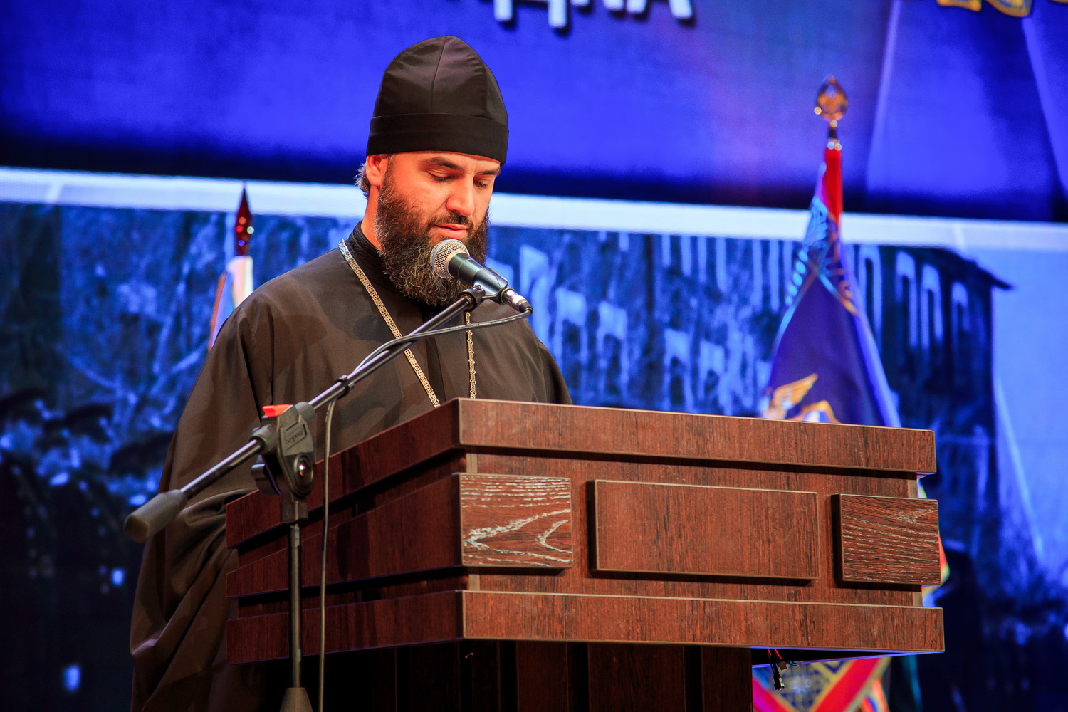 Протоиерей Андрей Басов поздравил сотрудников органов внутренних дел с праздником