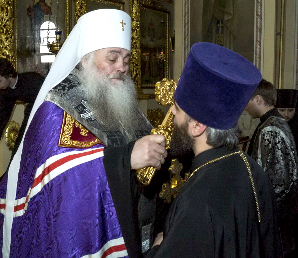 Глава и клирики Алтайской митрополии испросили прощения друг у друга и прихожан