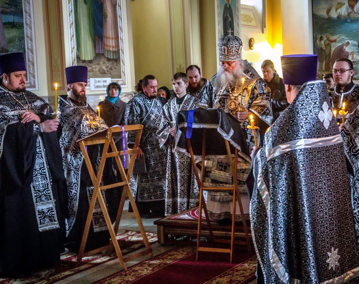 Архипастырь возглавил самое продолжительное богослужение в году