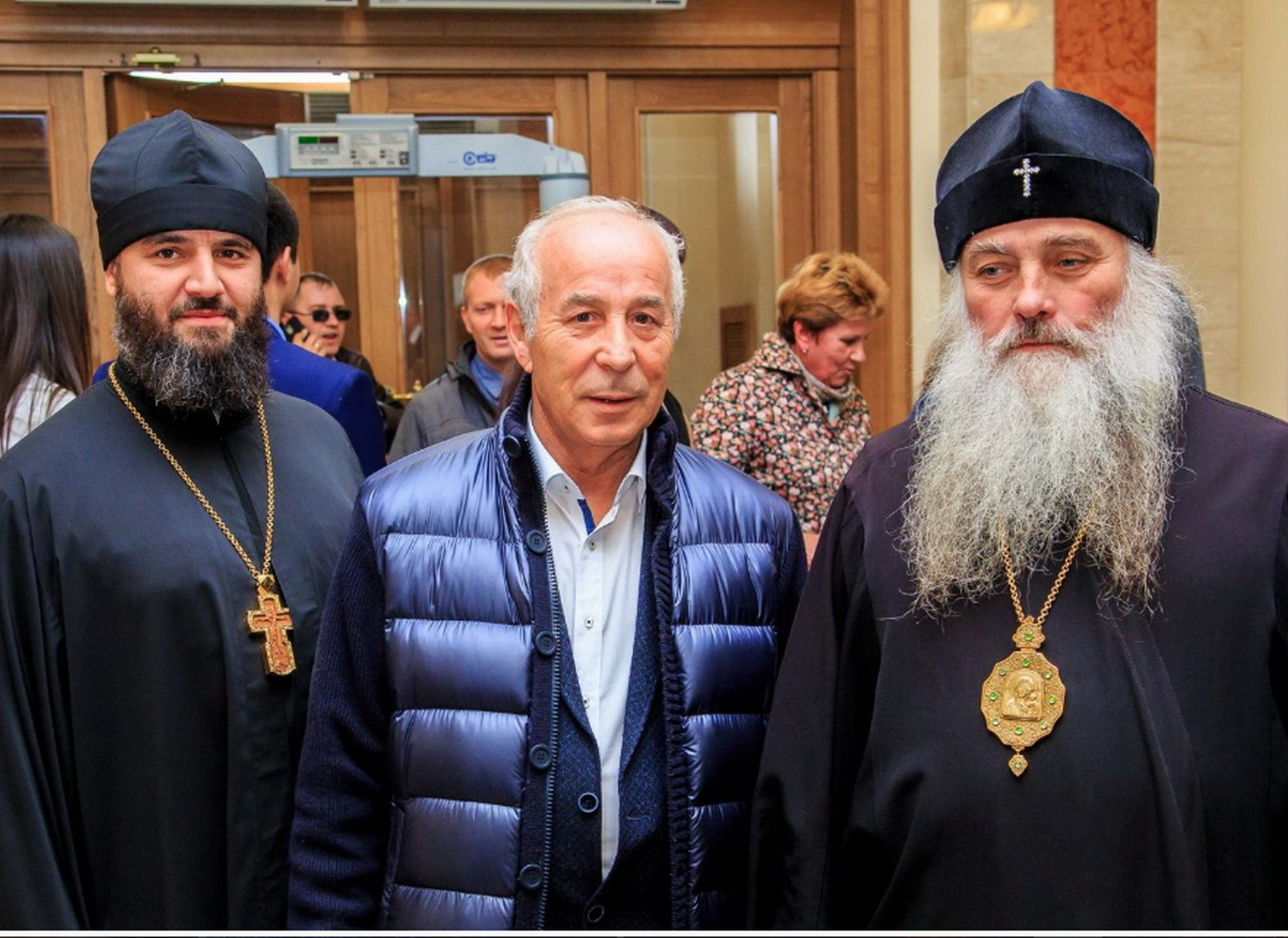 Глава Алтайской митрополии поздравил с юбилеем одно из старейших предприятий региона