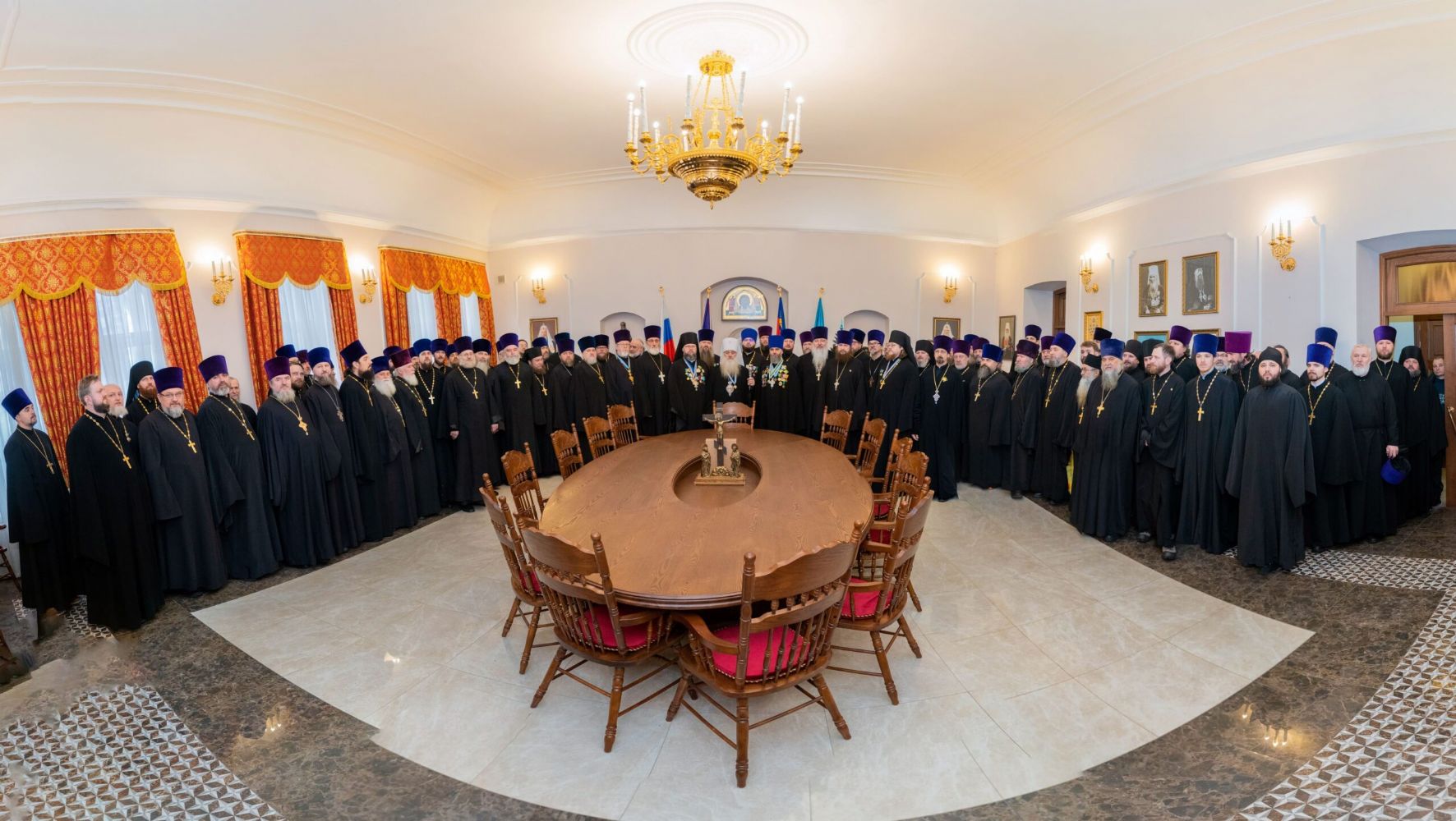 Протоиерей Андрей Басов и духовенство Александро-Невского Собора приняли участие в ежегодном собрании духовенства Барнаульской Епархии