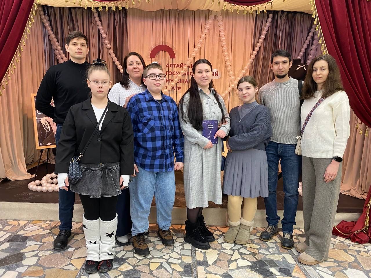 Воскресная школа Александро-Невского Собора посетила премьеру спектакля-мюзикла «Александр Невский»