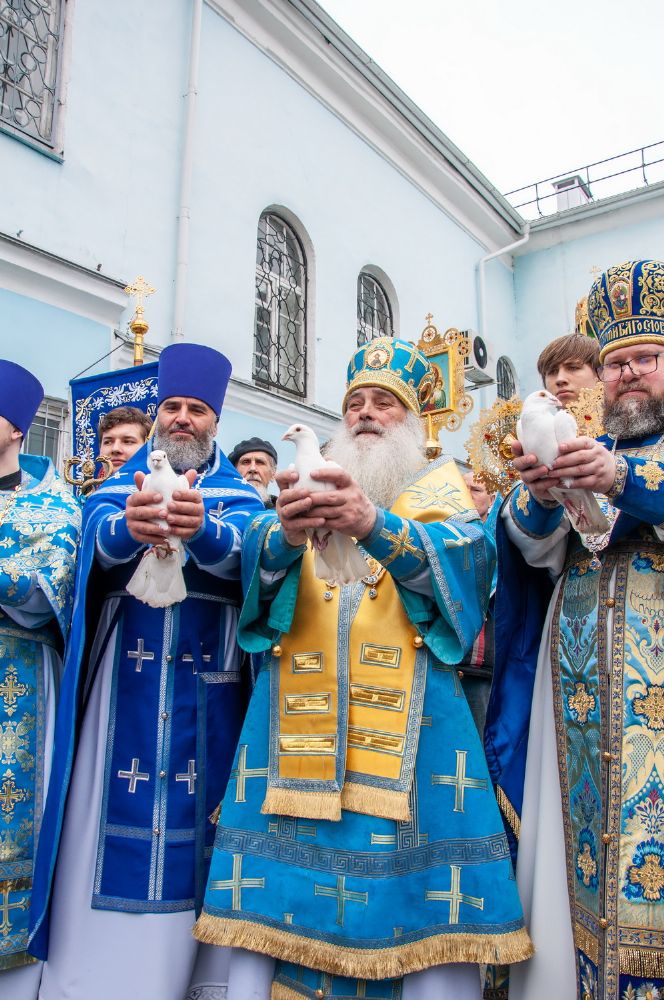 Архиерейская Литургия в Благовещение Пресвятой Богородицы