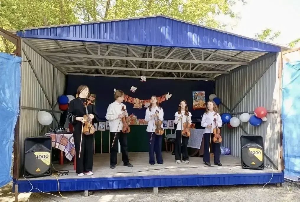 Шествие Бессмертного полка: участие молодёжи «Невские»