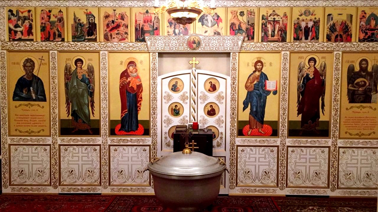 Завершен ремонт Крестильного храма в Александро-Невском Соборе