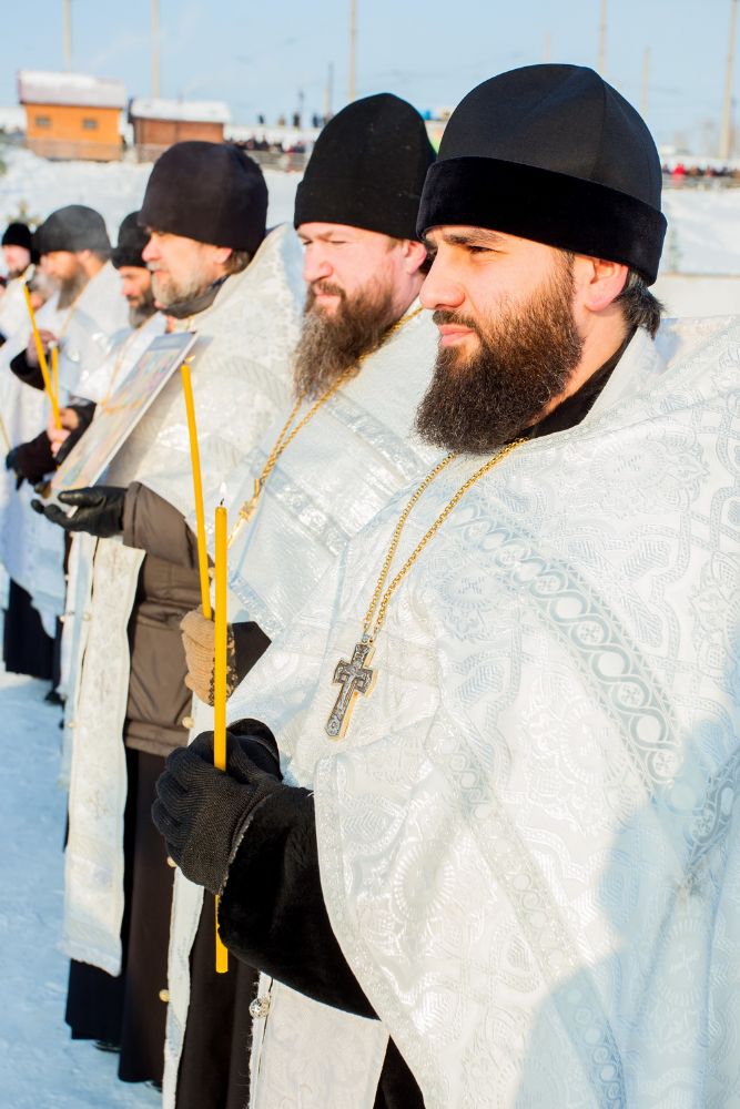 Крещение Господне в Барнауле: митрополит Сергий, духовенство и верующие поздравили друг друга с праздником