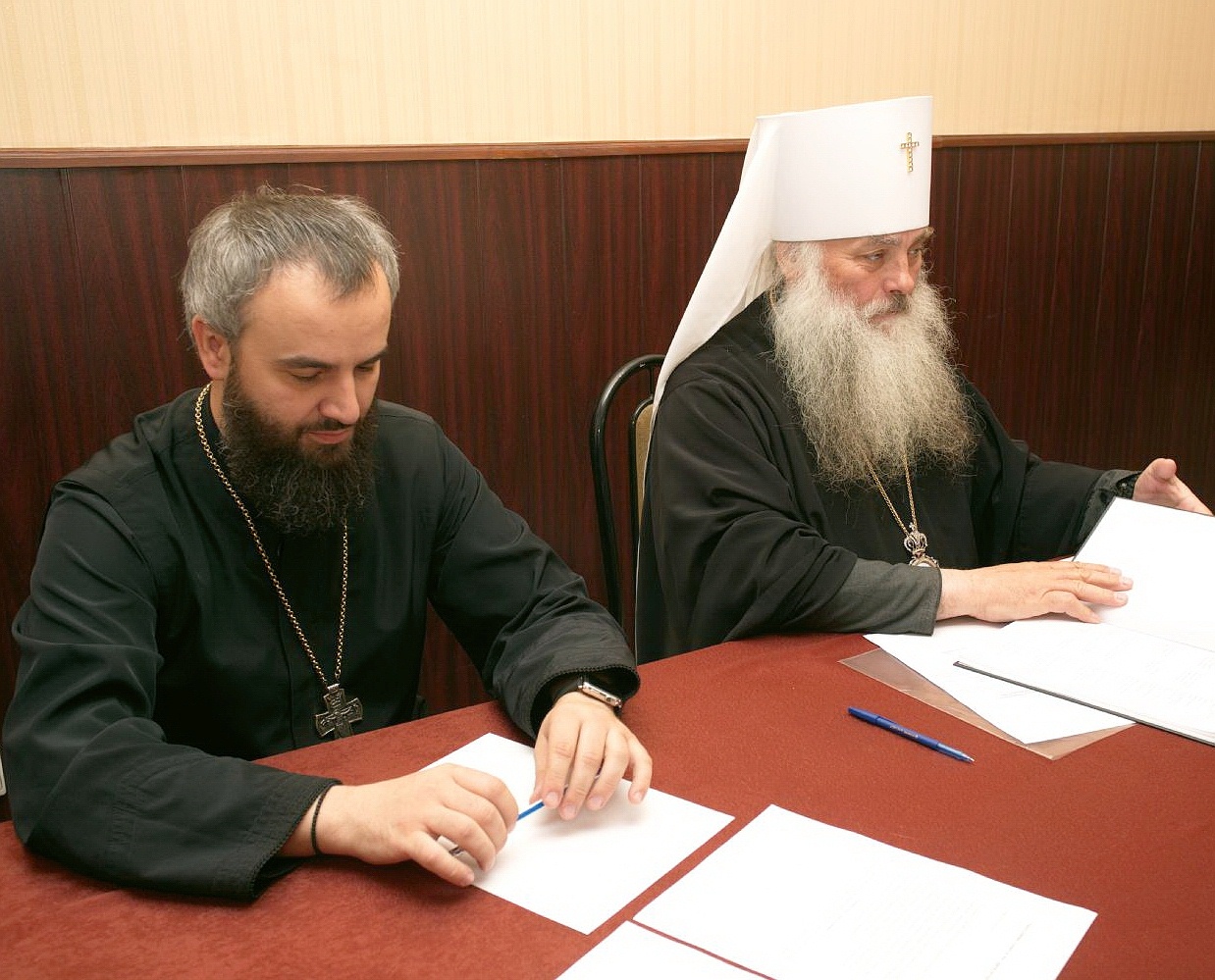 В Епархиальном управлении состоялось заседание по вопросу восстановления Петропавловского собора в Барнауле