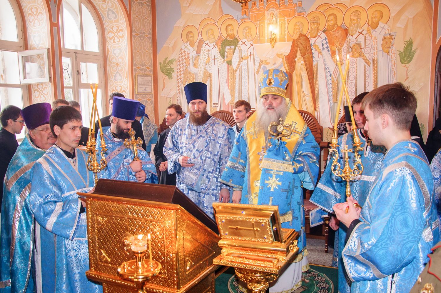 Митрополит Сергий совершил Божественную литургию в домовом храме Благовещения Пресвятой Богородицы