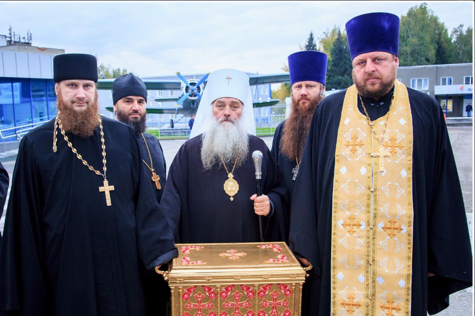В столицу Алтайского края доставили святые мощи новомучеников и исповедников Церкви Русской